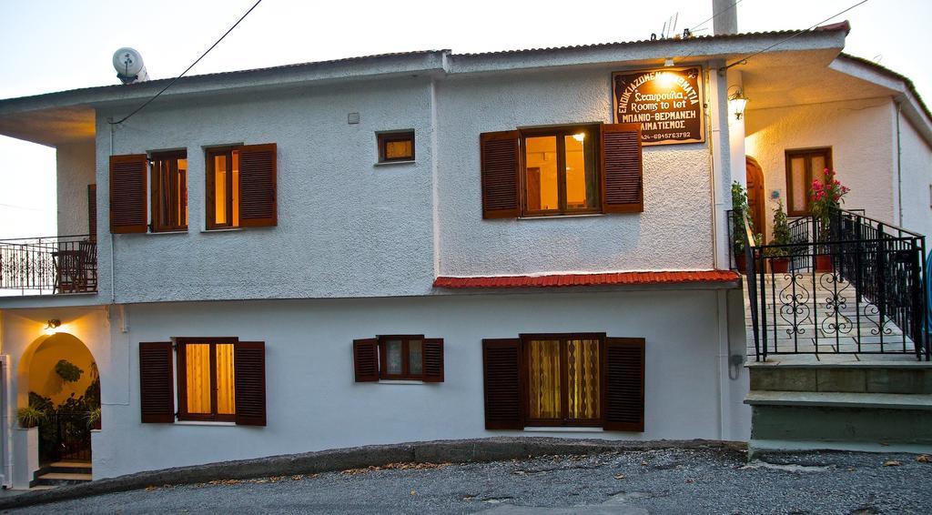 Stavroula Rooms Makrirrákhi Екстериор снимка