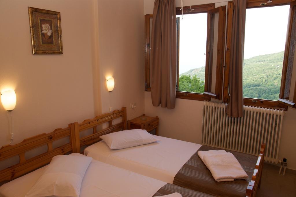 Stavroula Rooms Makrirrákhi Екстериор снимка