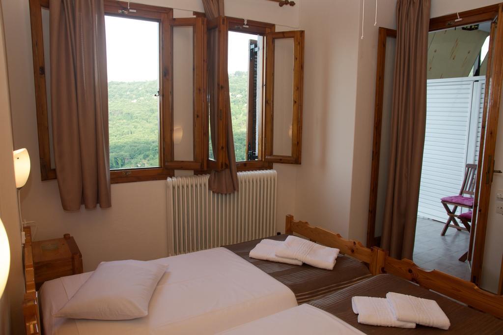 Stavroula Rooms Makrirrákhi Екстериор снимка